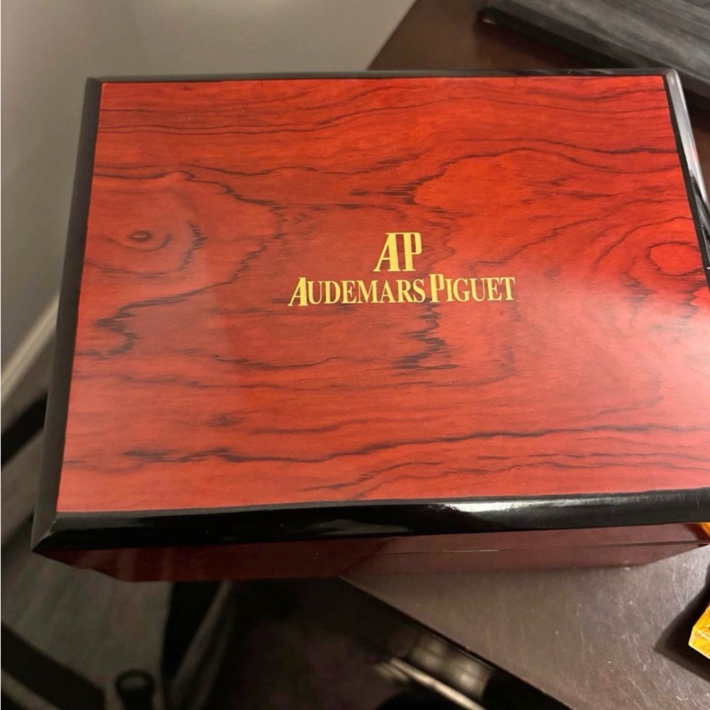 Audemars Piguet Luxury Wooden Box - Mahogany and Black